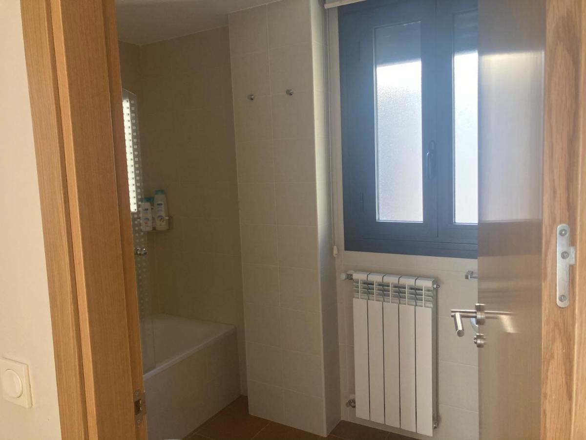 Modern & Cosy Apartment In Jaca Pyrenees Spain Buitenkant foto