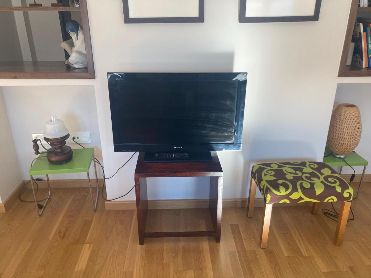 Modern & Cosy Apartment In Jaca Pyrenees Spain Buitenkant foto